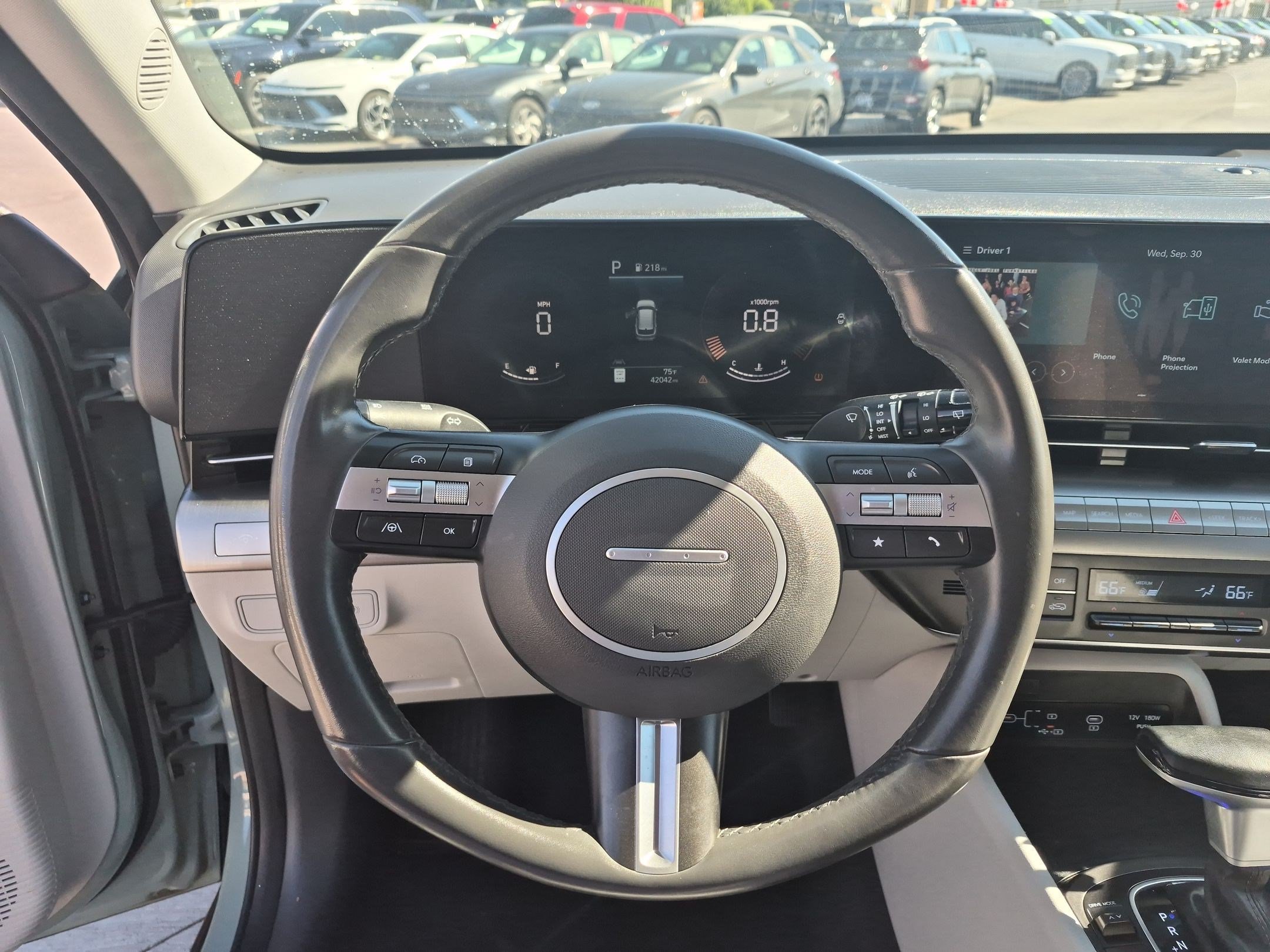 Used 2025 Hyundai Kona SEL FWD image 17