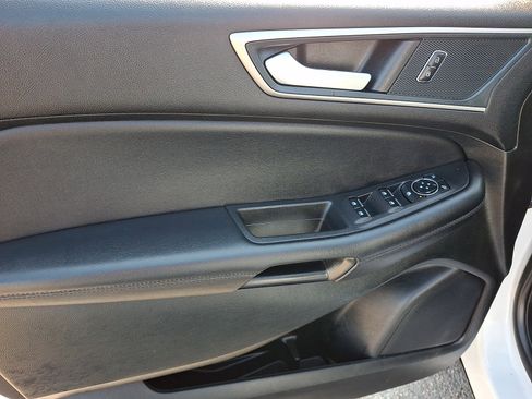 Used 2024 Ford Edge SEL w/ Convenience Package AWD/4WD image 12