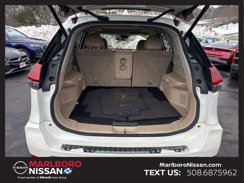 Certified 2018 Nissan Rogue SL w/ Premium Package image 13