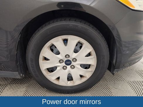 Used 2014 Ford Fusion S FWD image 16