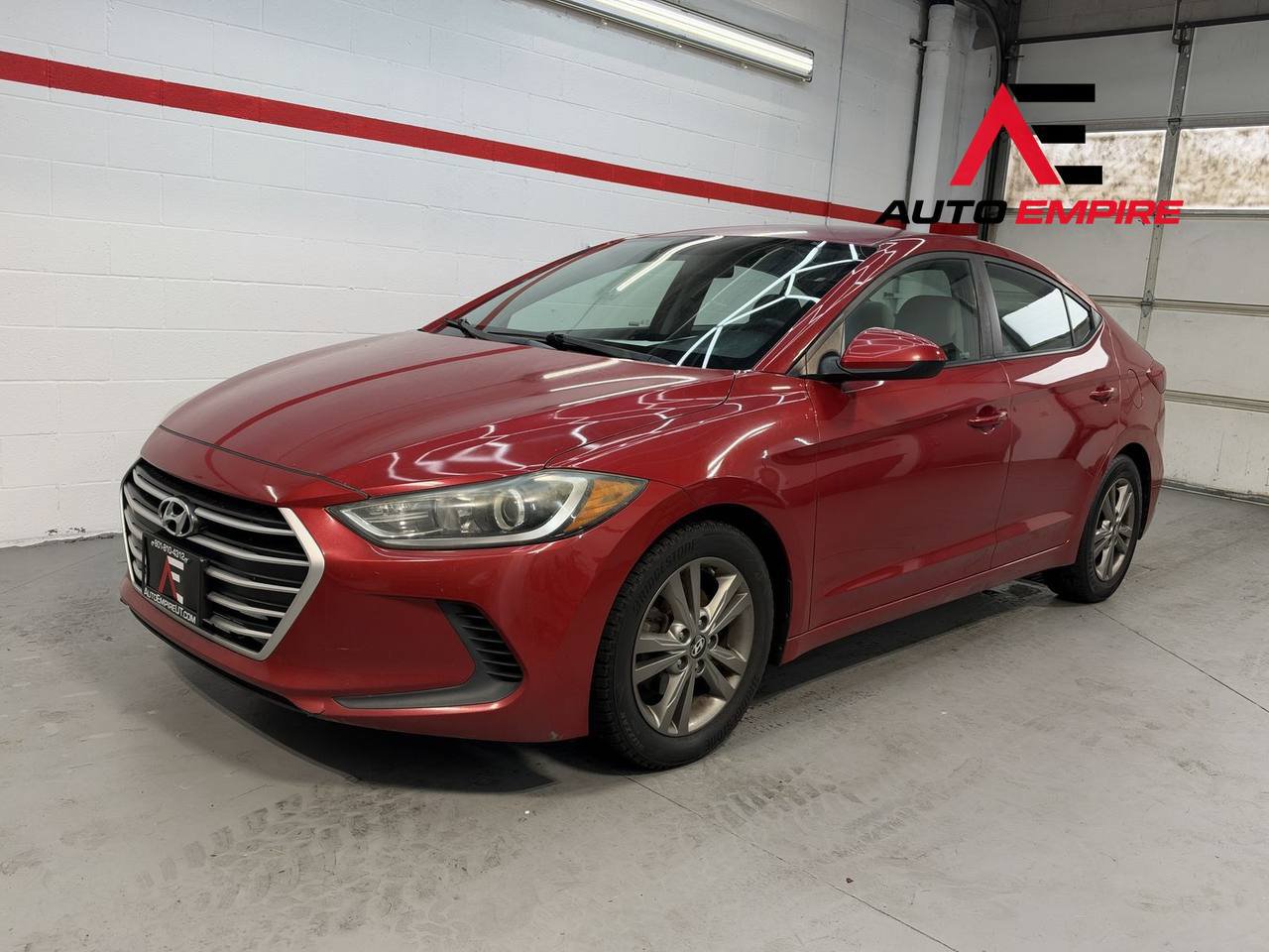 Used 2017 Hyundai Elantra SE FWD image 1