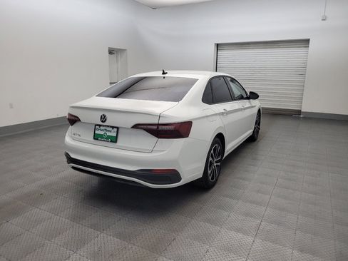 Used 2023 Volkswagen Jetta Sport FWD image 9