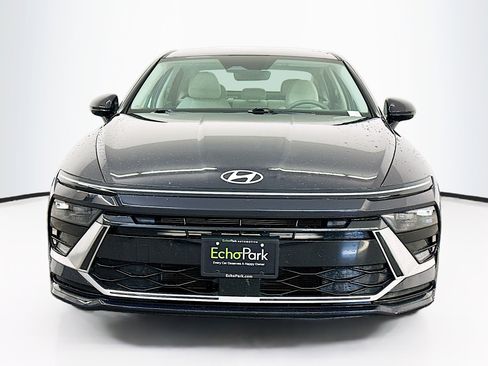 Used 2024 Hyundai Sonata SEL FWD image 2