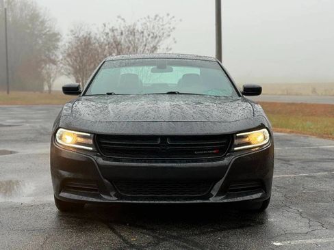 Used 2020 Dodge Charger SXT w/ Leather Interior Group image 9