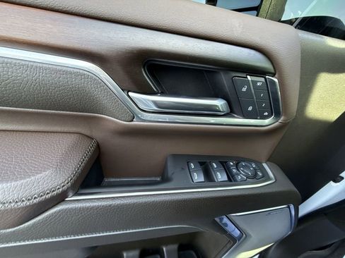 Certified 2025 GMC Sierra 2500 Denali w/ Max Trailering Package image 30