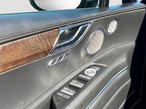 Used 2022 Genesis GV80 2.5T w/ Prestige Package 05 image 18