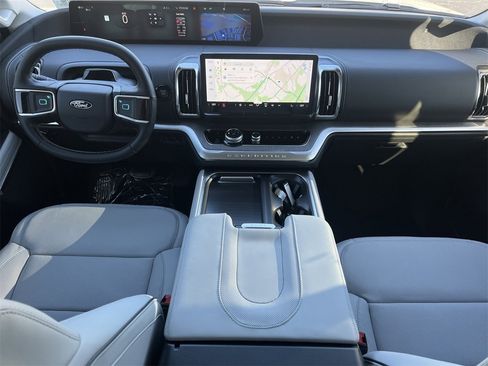 New 2026 Ford Expedition Max Platinum w/ Platinum Ultimate Package image 2