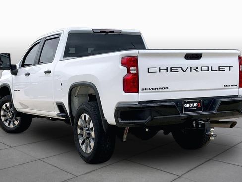 Used 2024 Chevrolet Silverado 2500 Custom w/ Custom Convenience Package AWD/4WD image 12