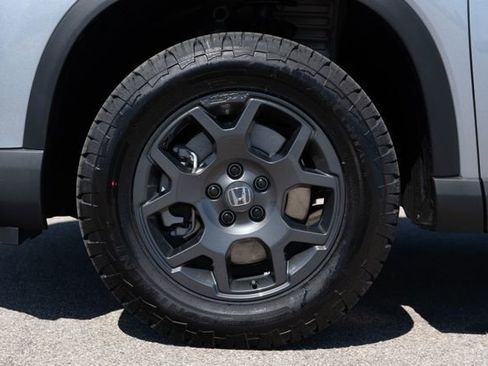 New 2025 Honda Pilot TrailSport image 10