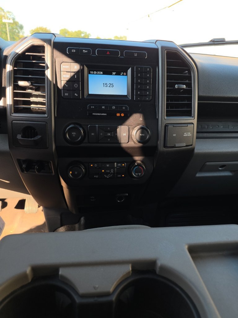 Used 2022 Ford F350 XL w/ Power Equipment Group RWD image 6
