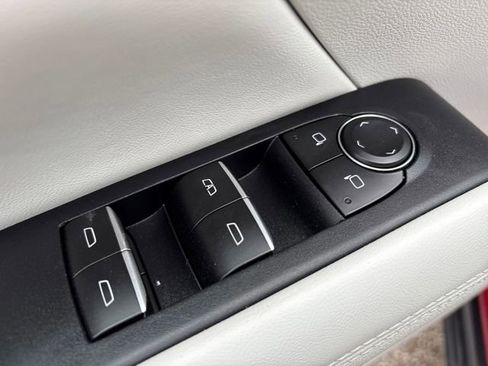 Used 2026 GMC Terrain Denali image 13