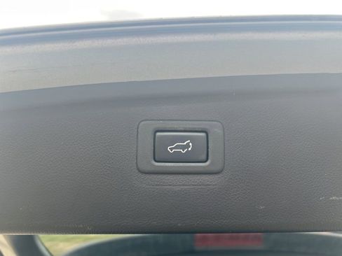 Used 2019 Subaru Outback 2.5i Limited image 15