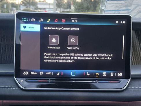 New 2026 Volkswagen Tiguan SE image 18