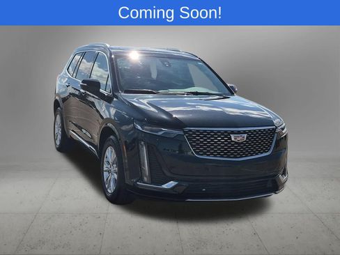 Used 2024 Cadillac XT6 Luxury w/ LPO, Floor Liner Package AWD/4WD image 8