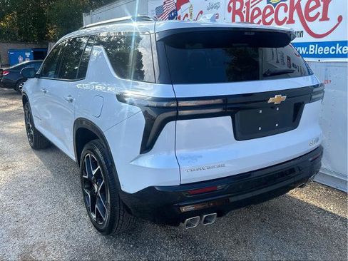 New 2026 Chevrolet Traverse High Country image 8
