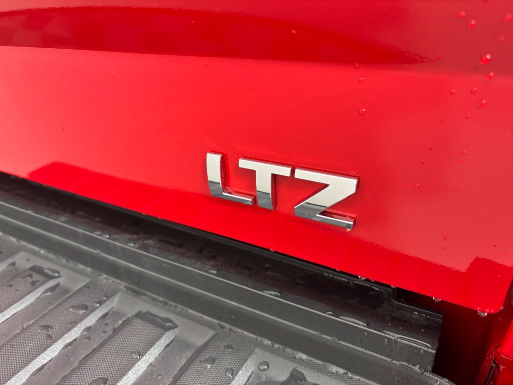 Used 2019 Chevrolet Silverado 2500 LTZ w/ Duramax Plus Package AWD/4WD image 5