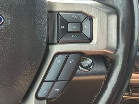 Certified 2022 Ford F250 Platinum AWD/4WD image 25