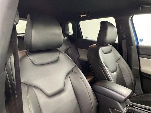 Used 2024 Jeep Compass Limited image 18