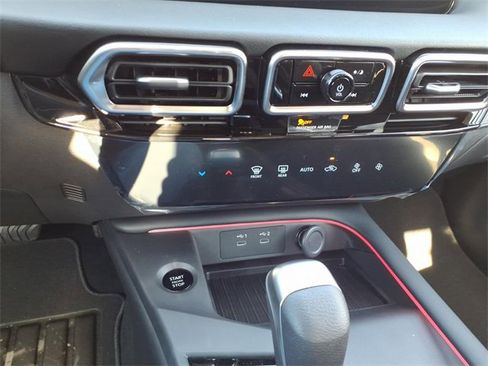 New 2026 Nissan Sentra SR image 11