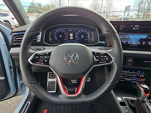 Certified 2025 Volkswagen Jetta GLI Autobahn image 20