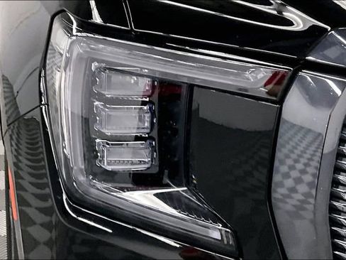 Used 2024 GMC Yukon Denali Ultimate image 36