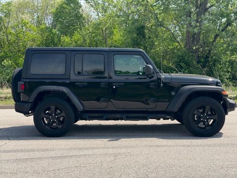 Used 2022 Jeep Wrangler Unlimited Sport AWD/4WD image 33