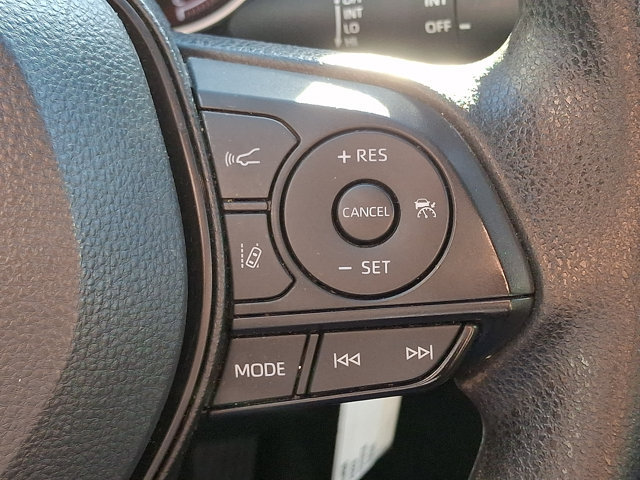 Used 2023 Toyota RAV4 LE FWD image 21