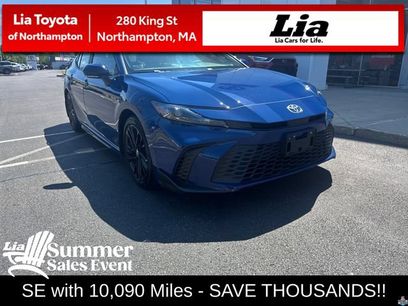 Used 2025 Toyota Camry SE w/ Convenience Package