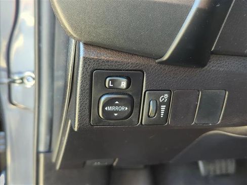 Used 2019 Toyota Corolla SE image 15