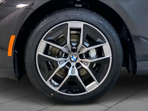 New 2026 BMW 530i xDrive w/ Premium Package AWD/4WD image 11
