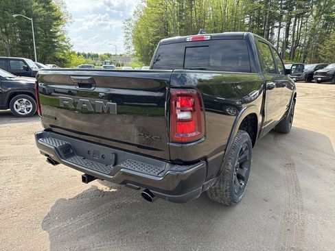 New 2026 RAM 1500 4x4 Crew Cab image 5
