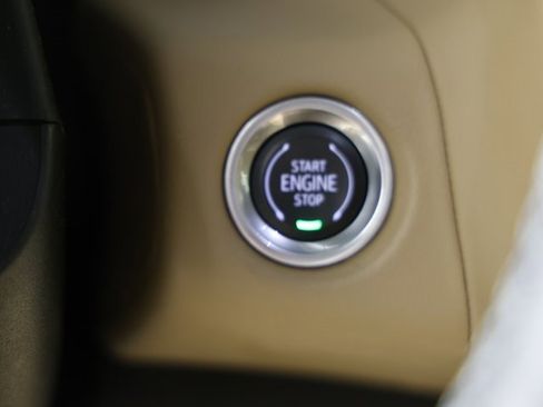 Used 2024 Chevrolet Tahoe Premier image 17