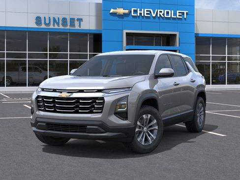 New 2026 Chevrolet Equinox LT FWD image 6