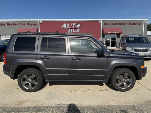Used 2015 Jeep Patriot High Altitude AWD/4WD image 4
