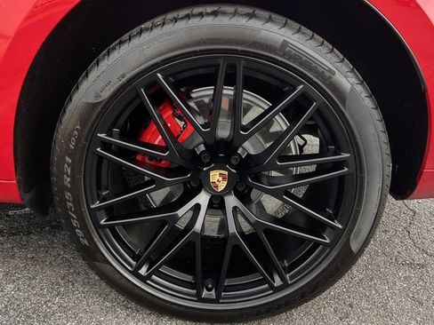 Used 2023 Porsche Macan GTS AWD/4WD image 37