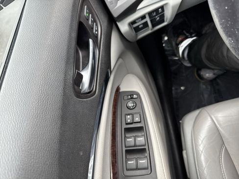 Used 2017 Acura MDX SH-AWD image 9