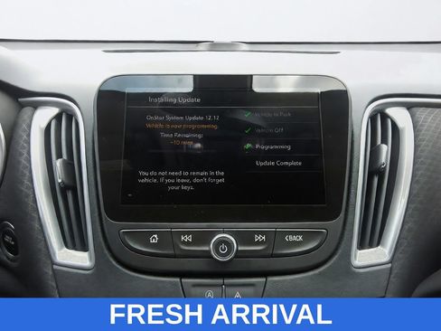 Used 2021 Chevrolet Malibu LS FWD image 27