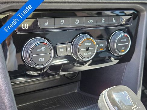 Certified 2024 Volkswagen Taos SEL AWD/4WD image 23