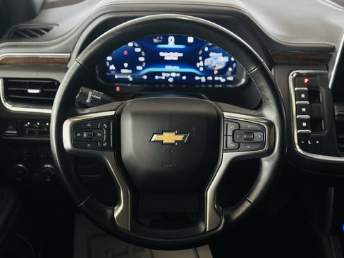Used 2023 Chevrolet Suburban Premier AWD/4WD image 52