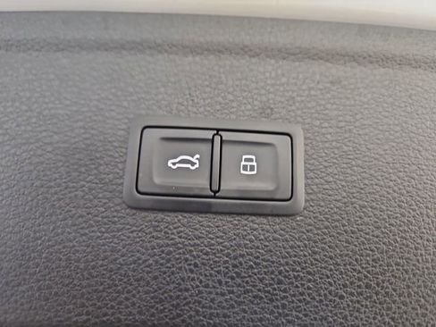 Used 2020 Audi Q5 2.0T Premium Plus image 46