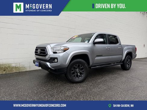 Used 2022 Toyota Tacoma SR5 image 1