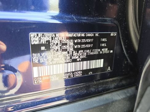 Used 2024 Toyota RAV4 XLE image 36