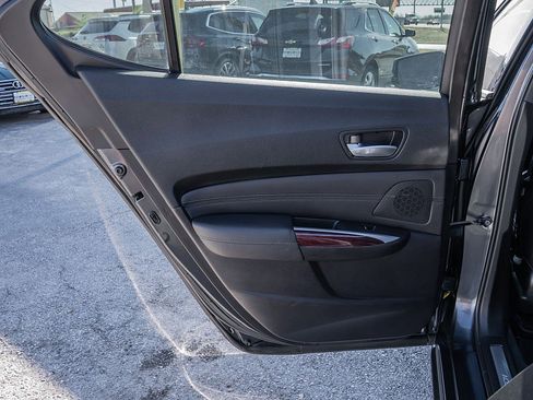 Used 2016 Acura TLX w/ Technology Package image 11