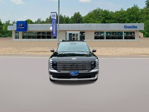 Certified 2026 Hyundai Palisade Calligraphy AWD/4WD image 3