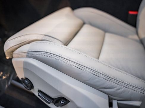 New 2026 Volvo XC60 B5 Ultra w/ Protection Package Premier image 35