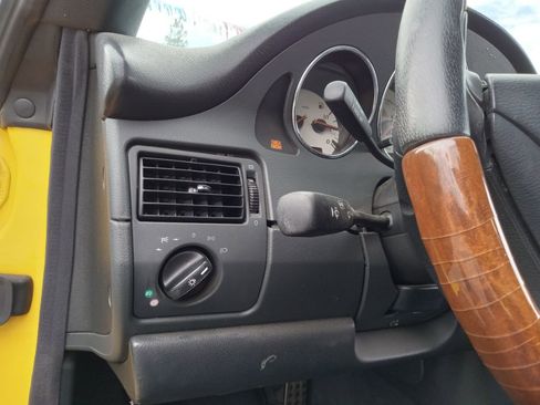 Used 2002 Mercedes-Benz SLK 320 image 18