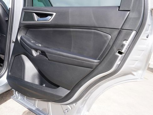 Certified 2024 Ford Edge SEL image 17