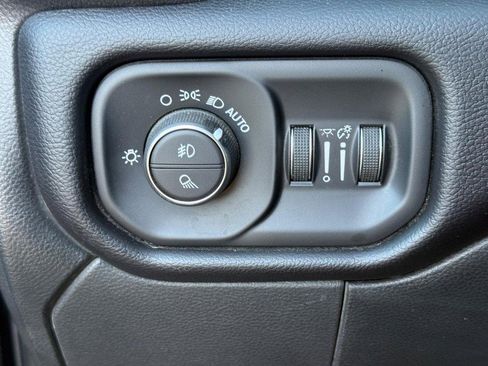 Used 2022 RAM 3500 Laramie image 29