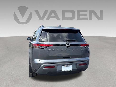New 2026 Nissan Pathfinder SL FWD image 22