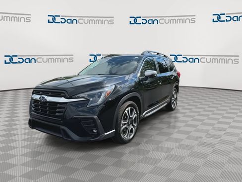 Used 2023 Subaru Ascent Limited w/ Technology Package AWD/4WD image 4